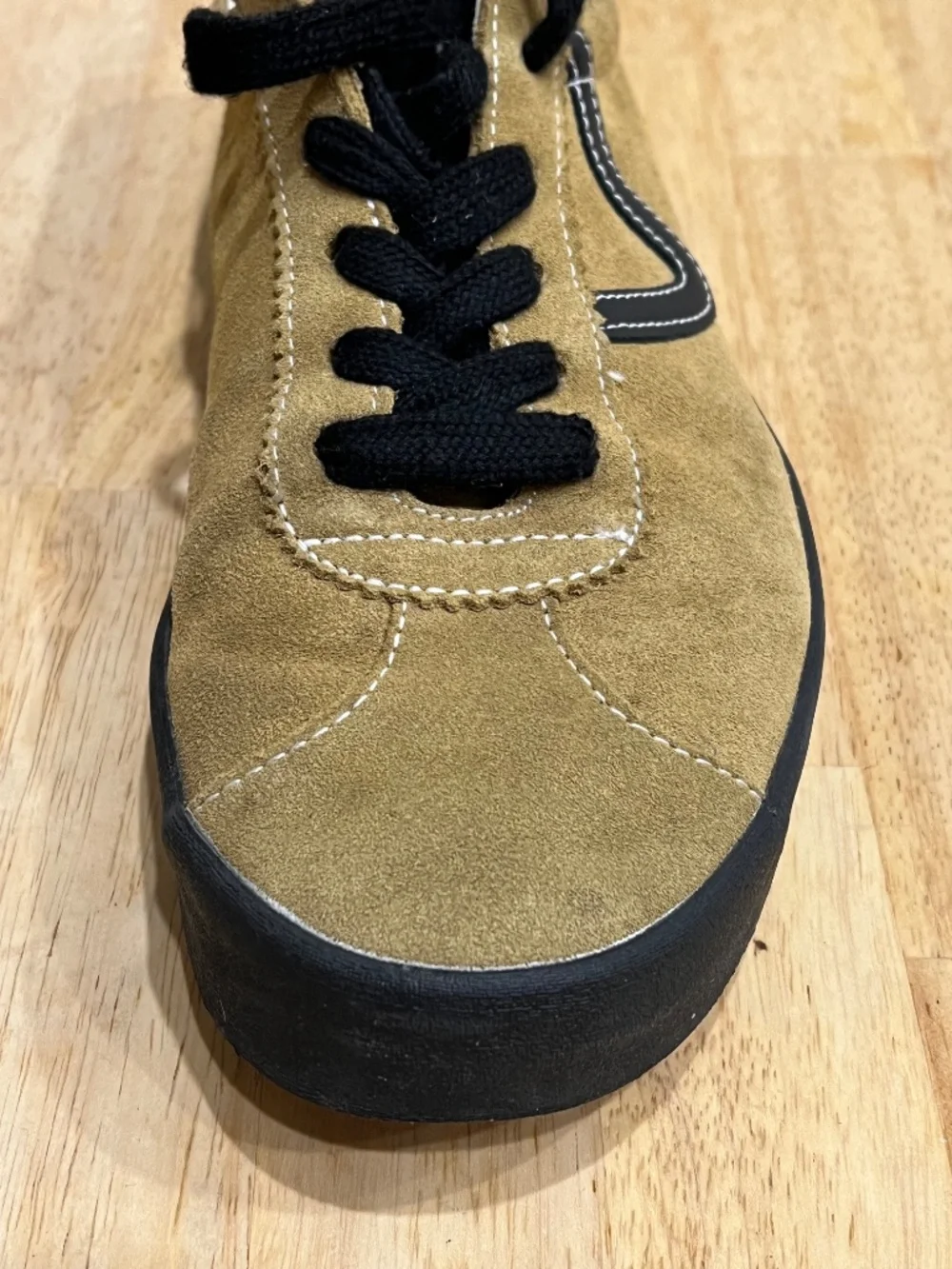 VANS Old Skool Tan Suede Sneaker Men's 11.0 Mens